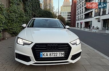 Седан Audi A4 2016 в Львові