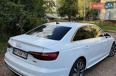 Седан Audi A4 2023 в Коростені