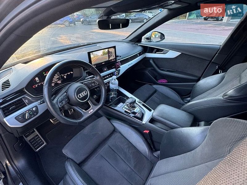 Седан Audi A4 2020 в Киеве