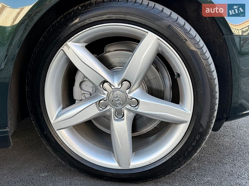 Седан Audi A4 2009 в Вінниці