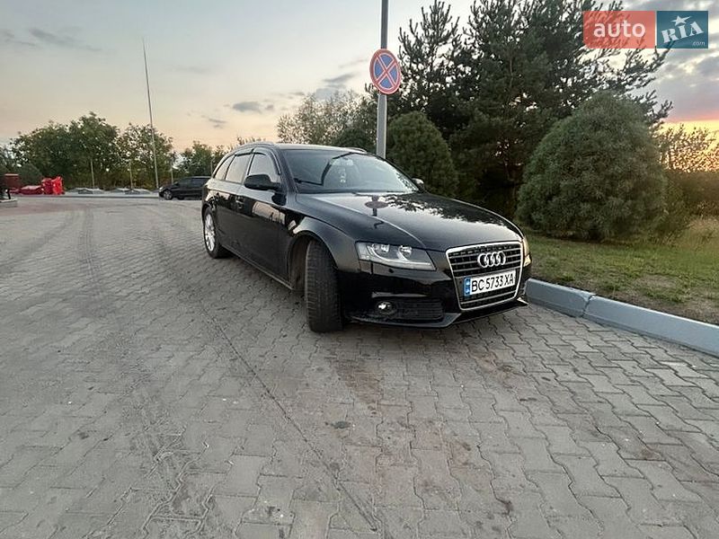 Универсал Audi A4 2010 в Жовкве