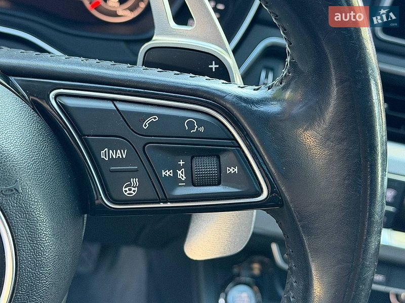 Седан Audi A4 2015 в Стрию