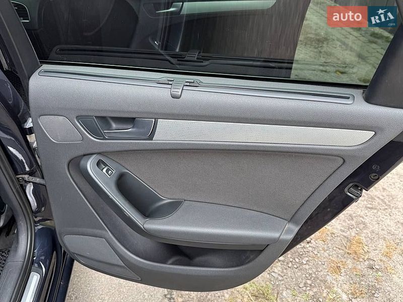 Універсал Audi A4 2012 в Сарнах