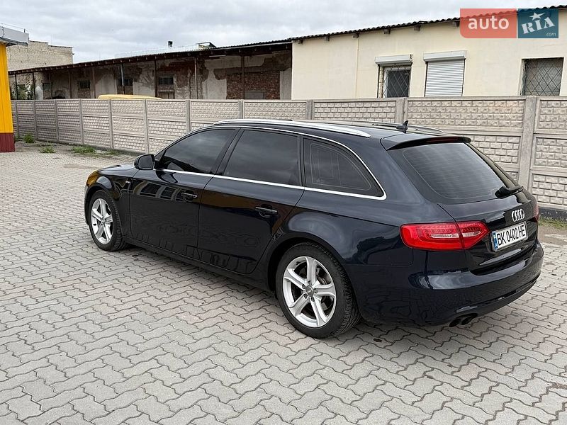 Універсал Audi A4 2012 в Сарнах