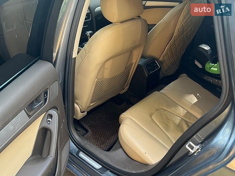 Седан Audi A4 2012 в Полтаве