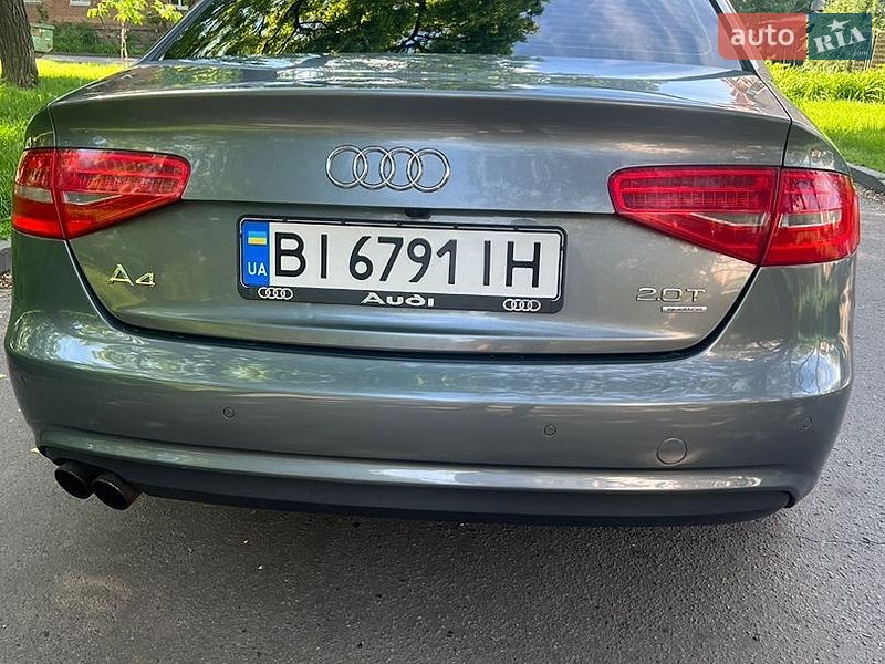 Седан Audi A4 2012 в Полтаве