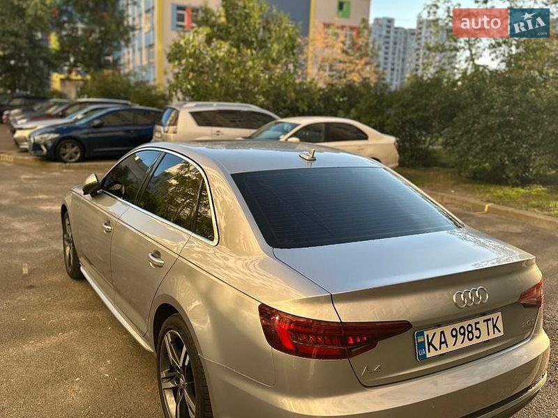 Седан Audi A4 2018 в Киеве