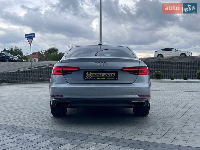 Седан Audi A4 2019 в Львові