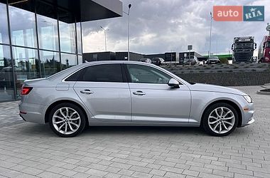 Седан Audi A4 2019 в Львові