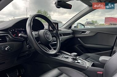 Седан Audi A4 2019 в Львові
