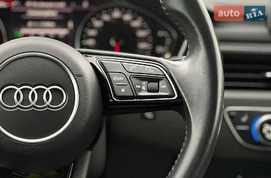 Седан Audi A4 2019 в Львові