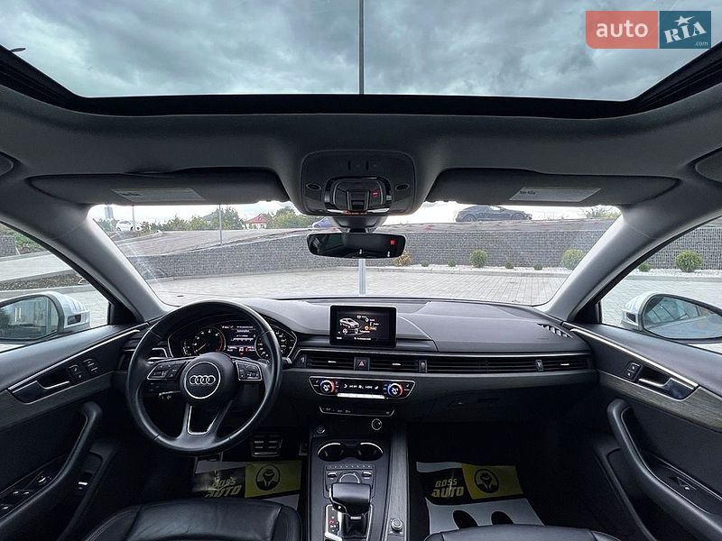 Седан Audi A4 2019 в Львові