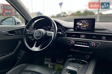 Седан Audi A4 2019 в Львові