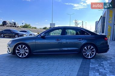 Седан Audi A4 2021 в Львові