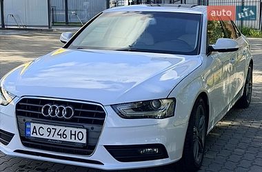 Седан Audi A4 2013 в Луцьку