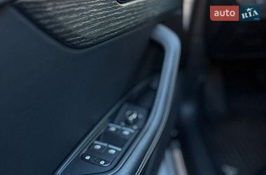 Седан Audi A4 2020 в Киеве