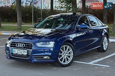 Седан Audi A4 2014 в Киеве