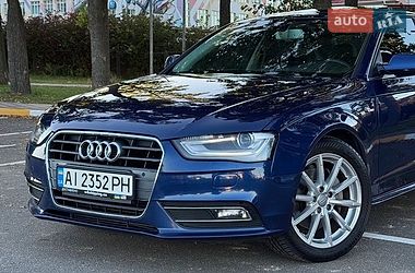 Седан Audi A4 2014 в Киеве
