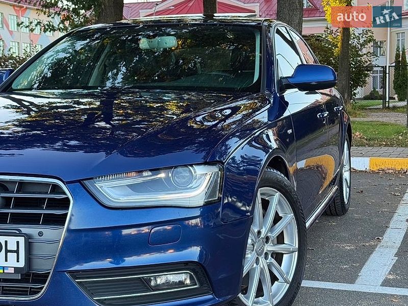 Седан Audi A4 2014 в Киеве