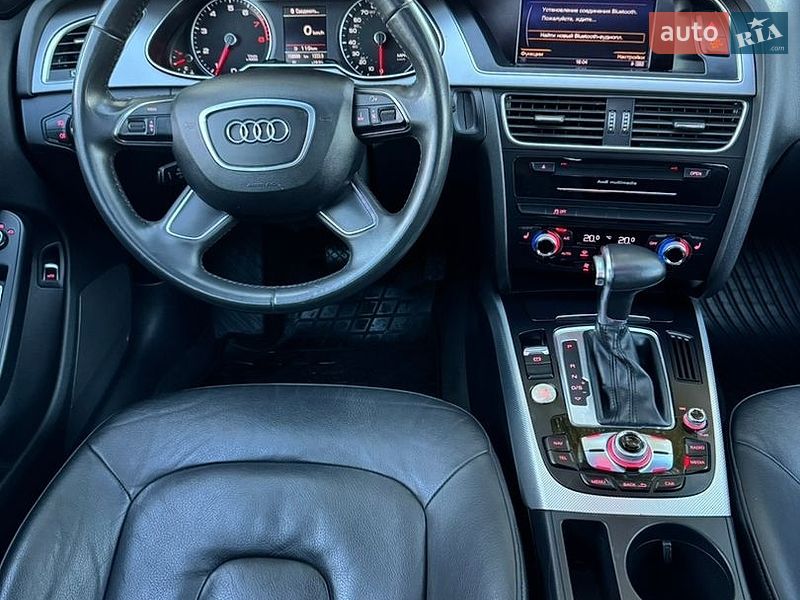 Седан Audi A4 2014 в Киеве