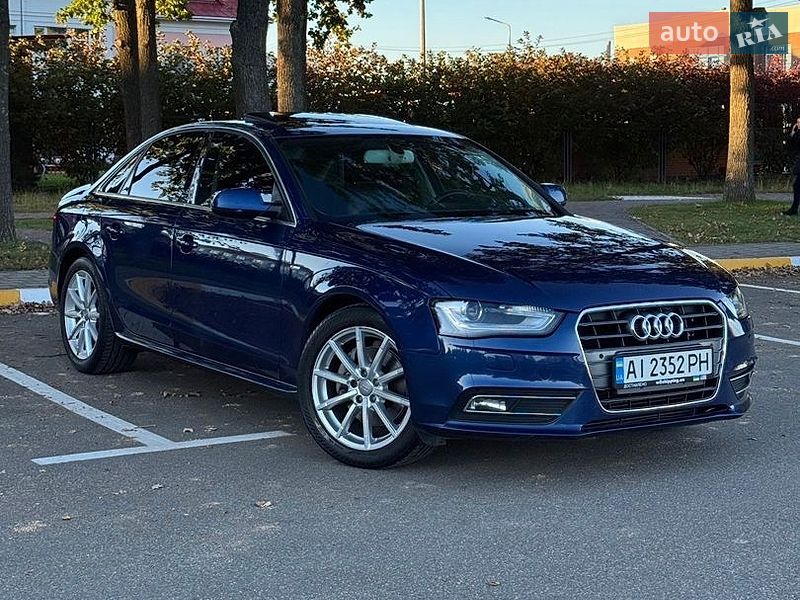 Седан Audi A4 2014 в Киеве