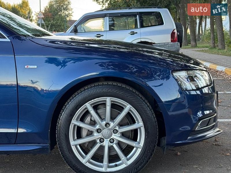 Седан Audi A4 2014 в Киеве