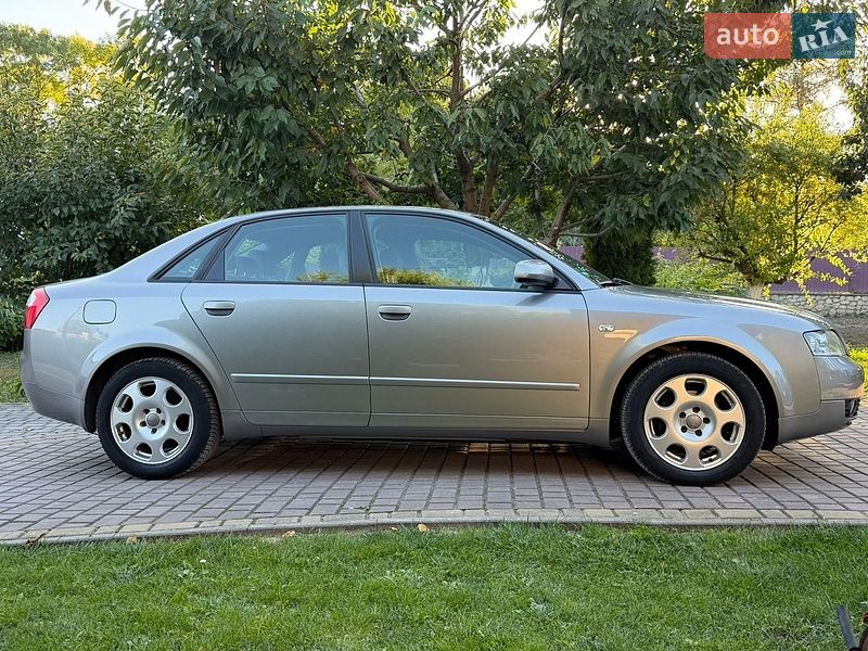 Седан Audi A4 2004 в Вишнівці