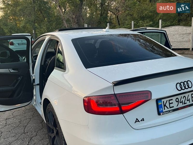 Седан Audi A4 2014 в Дніпрі