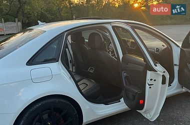 Седан Audi A4 2014 в Дніпрі