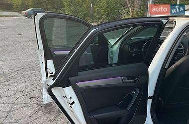 Седан Audi A4 2014 в Дніпрі
