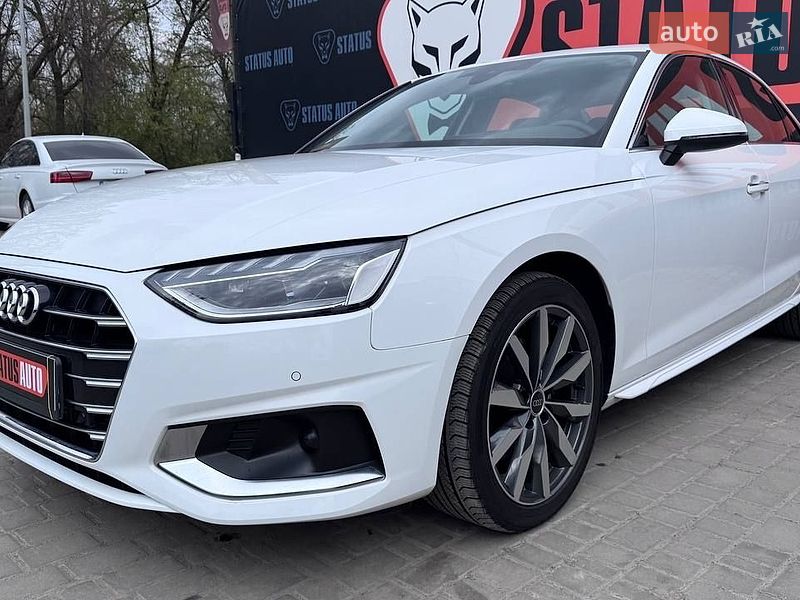 Audi A4 2023