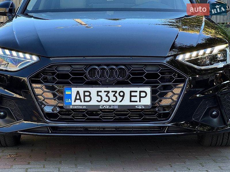 Седан Audi A4 2022 в Вінниці