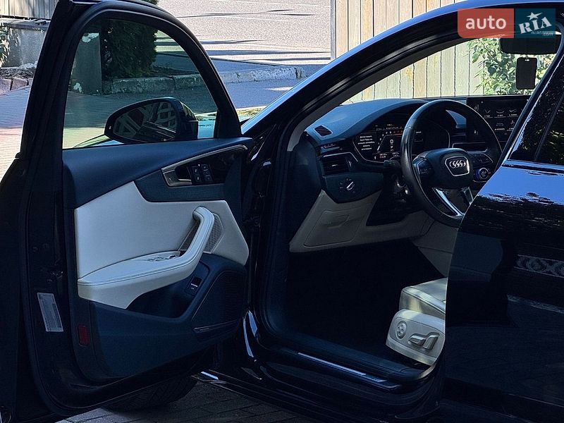Седан Audi A4 2022 в Вінниці