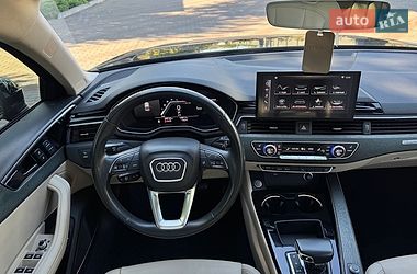 Седан Audi A4 2022 в Вінниці