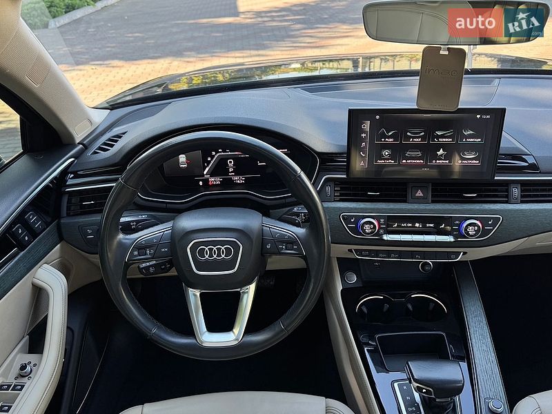 Седан Audi A4 2022 в Вінниці