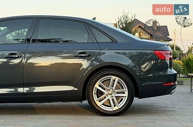 Седан Audi A4 2017 в Стрию