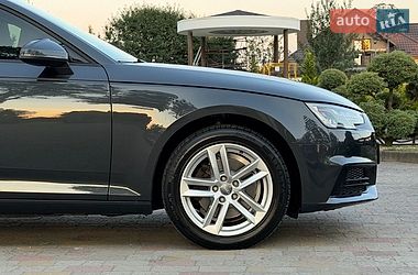 Седан Audi A4 2017 в Стрию