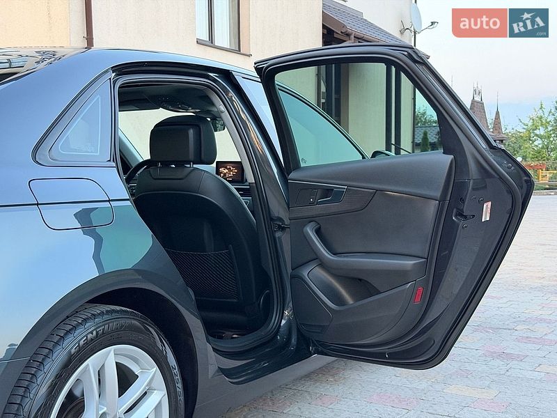Седан Audi A4 2017 в Стрию