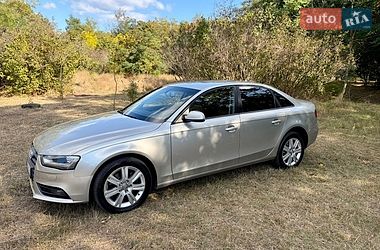 Седан Audi A4 2012 в Одессе