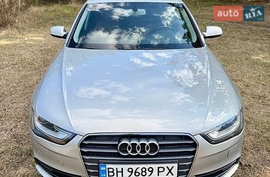 Седан Audi A4 2012 в Одессе
