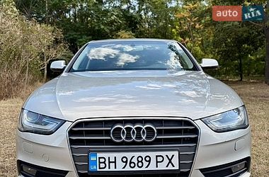Седан Audi A4 2012 в Одессе