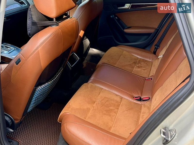 Седан Audi A4 2012 в Одессе