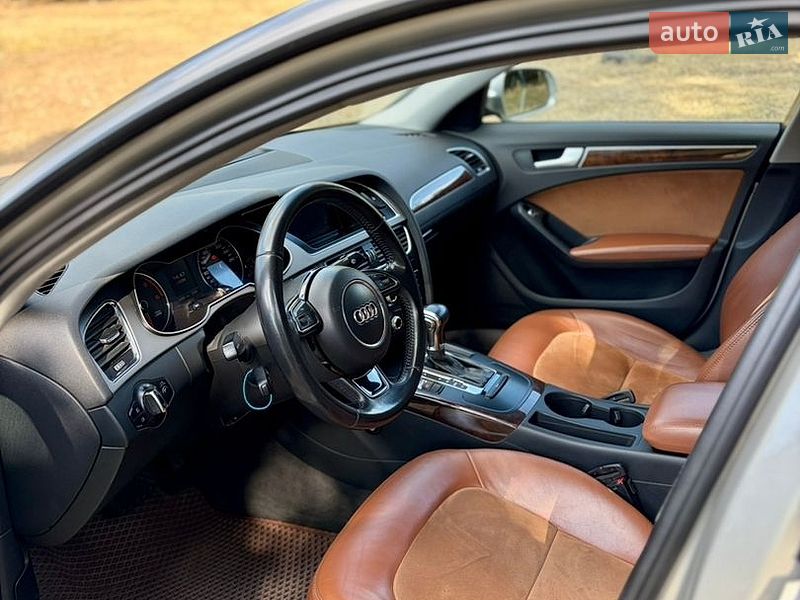 Седан Audi A4 2012 в Одессе