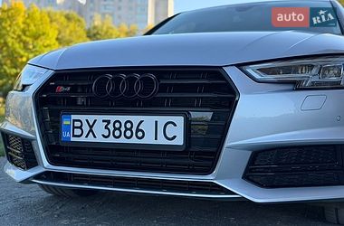 Седан Audi A4 2017 в Хмельницком