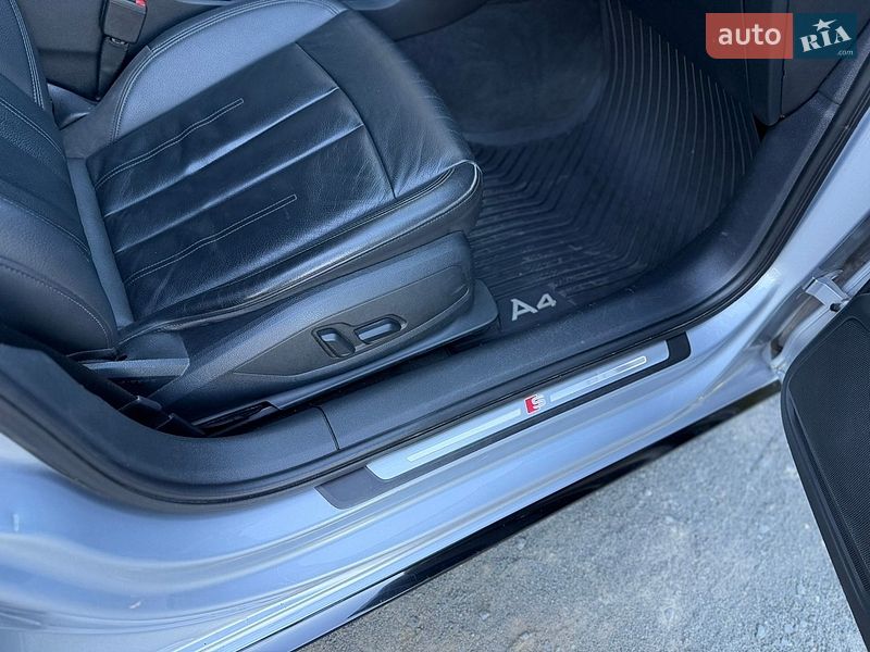Седан Audi A4 2017 в Хмельницком