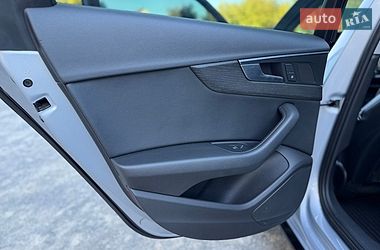 Седан Audi A4 2017 в Хмельницком