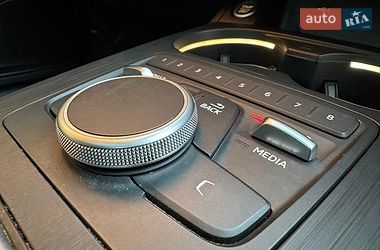 Седан Audi A4 2019 в Виннице