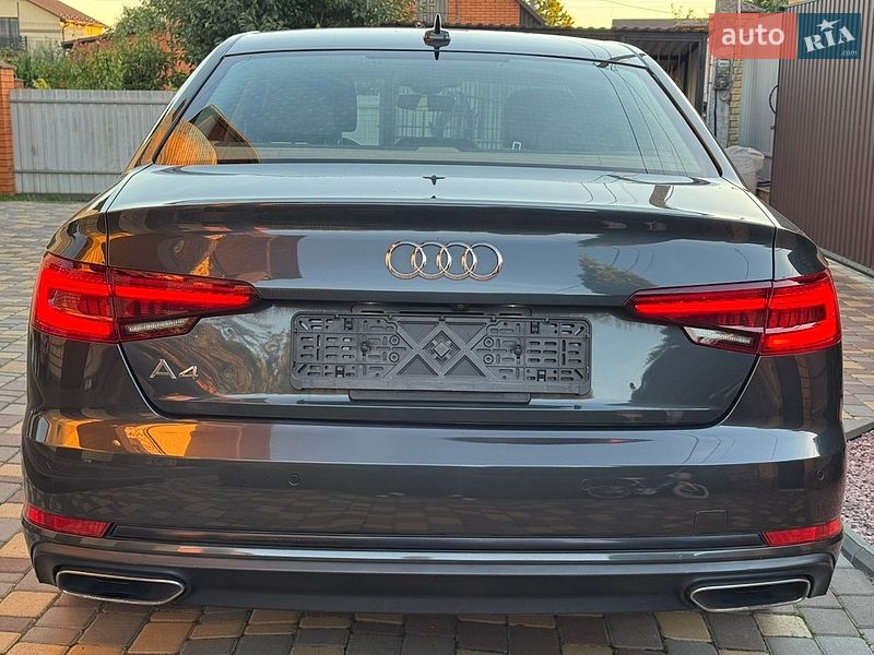 Седан Audi A4 2019 в Виннице