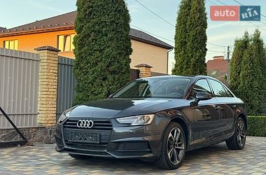 Седан Audi A4 2019 в Виннице