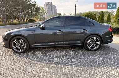 Седан Audi A4 2017 в Дніпрі